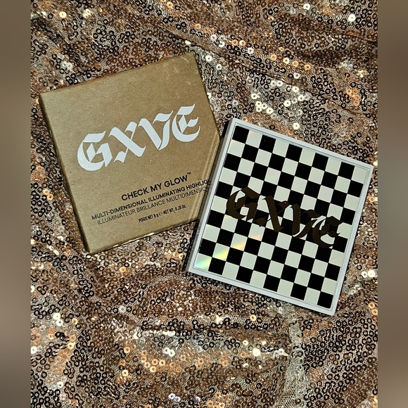 gxve by gwen stefani Other - GXVE BY GWEN STEFANI Check My Glow Multi-dimensional Illuminating Highlighter